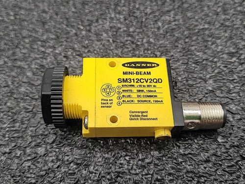 Banner SM312CV2QD Mini-Beam Photoelectric Sensor Convergent Red 10-30VDC 26832