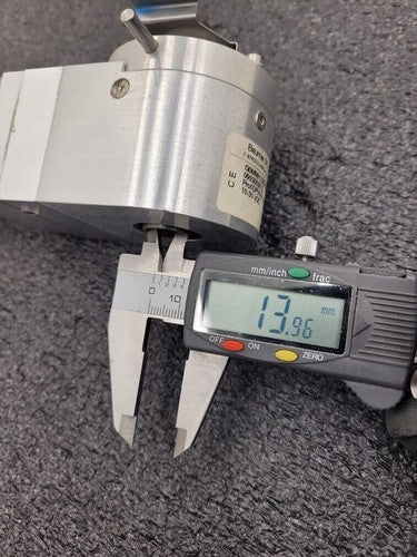 Baumer Rotary Hollow Shaft Absolute Encoder Profibus 8192 PPR 14mm hole 10-30VDC