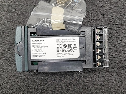 Eurotherm Schneider 3216 Process Control Digital PID Temperature Controller