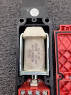 Omron STI TL4019-20241 Safety Interlock Switch 44534-2030 with Key Working Pull