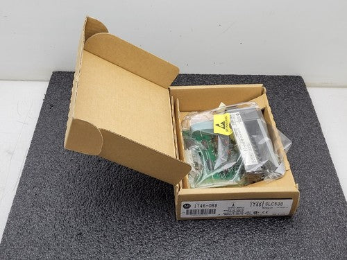 Allen-Bradley 1746-OB8 SLC 500 Output Voltage Module Open Box Sticker Residue