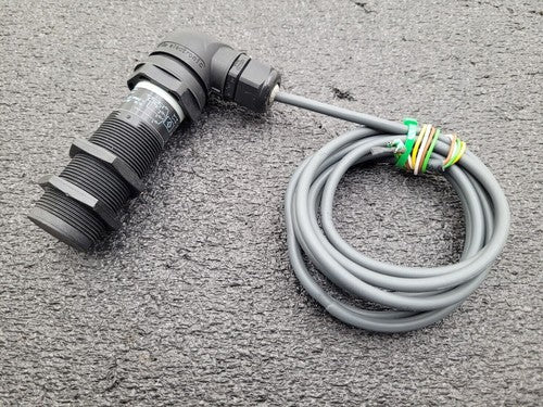 IFM KI505A KIE4150NCPKG/3D Capacitive Sensor 10-30V DC M30 Barrel 15mm Range