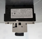 SIEMENS SIRIUS 3RV1021-4BA10 Circuit Breaker w/ 3RV1901-1A Auxiliary Contact