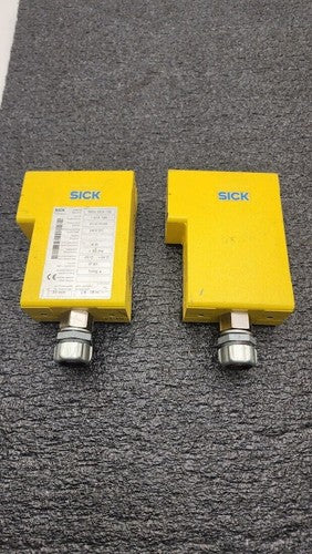 2x Sick Safety Control Light Curtain 18M Range 24VDC Working Pull