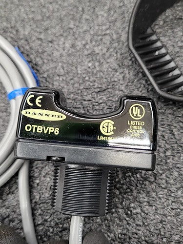 Banner OTBVP6 Opto-Touch Momentary Action Optical Touch Button Photoelectric
