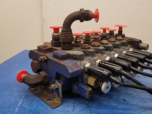 Parker Pulsar Hydraulic 6 Valve Manifold Block VPL244 C-00670 Solenoid Control B