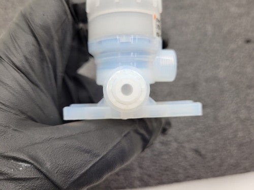 SMC LVQ20-Z07N-9 High Purity Pneumatic Diaphragm Valve 80PSI NC 1/4" Flate PFA