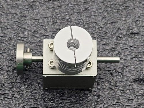 Oriental Motor AC Servo NXM45A ONDRIVES RW3-20 20:1 Right Angle Gear Reducer