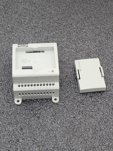 Allen-Bradley 2080-LC10-12AWA Micro810 12 l/O Smart Relay Controller PLC