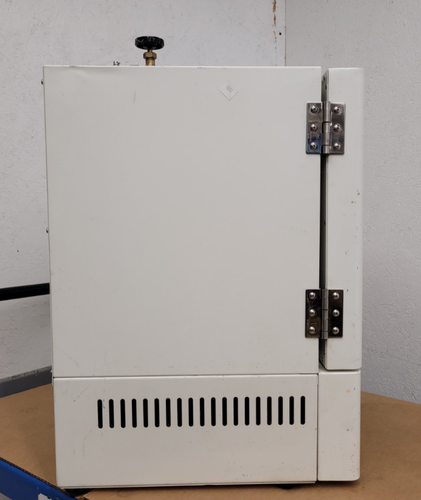 Yamato ADP21 Programmable Vacuum Drying Oven 115VAC, 10L Capacity[B]
