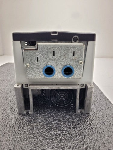 Allen Bradley 20AD5P0A3AYNNRNN /A PowerFlex 70 480V 3HP AC VFD Motor Drive