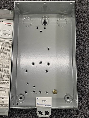 Cutler-Hammer ECN0511AAA Motor Starter Reset Button Enclosure NEMA Metal Box