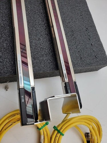 Banner SLPE25-830N SLPR25-830N Light Curtain Kit 830mm Long 0.1-7m Range IP65