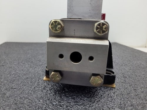 REXROTH R900324881 R901077304 PLATTE-PLUS 1M-4SEW6-20/420V-BG 24VDC