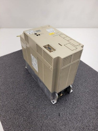 Yaskawa ServoPack Servo Motor Drive SGDB-05VD 1/2HP SCM Tech 80