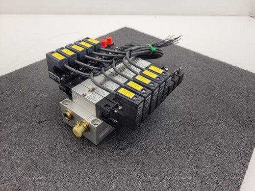BOSCH Rexroth R424B03415 Pnuematic Solenoid 8x Valve Block Stack Unit A
