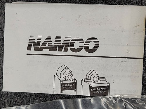 Namco EA150-30274 Snap-Lock Rotary Limit Switch 1NO/1NC Double Ended Shaft