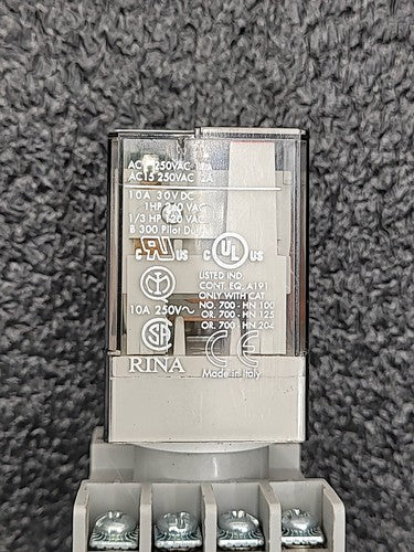 Allen Bradley 700-HA32A1 Relay 120V AC DPDT 10A with Sockets Lot of 9