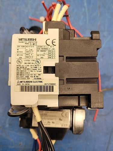 Mitsubishi TH-N20KP Contactor w/ S-N11 Thermal Overload Relay SQ250503F Caps