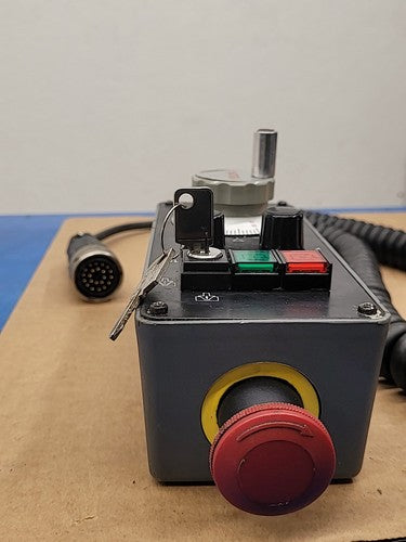 Mazak CNC MPG Handwheel Pendant Pulse Generator Control E-Stop Multi Pin