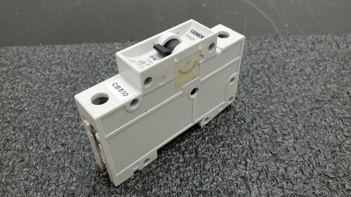 SIEMENS 5SX2 CIRCUIT BREAKER 5SX21 D16 1-Pole  ~230/400V 277 VAC