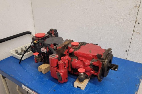 Danfoss Sunsource R83026250 JRL-S65C-CR-25 Viariable Hydraulic Piston Pump C