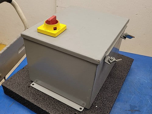 SCE SCE-12108CH Industrial Control Panel Enclosure Type 12 w/ On Off 12"x10"x8"