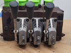 Danfoss 11166838 Hydraulic Stack Control 3 Valve Manifold w/ Manual Levers V4