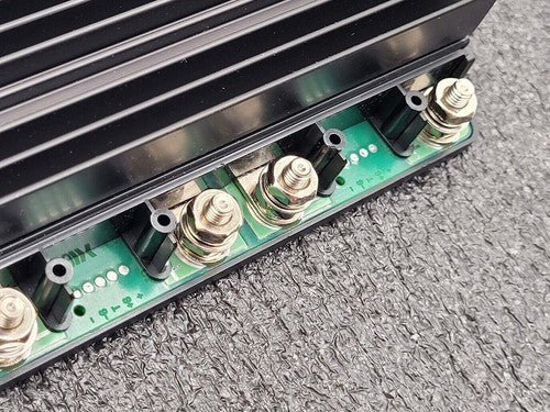 VICOR FLATPAC VI-NU3-EP-09 Switching Power Supply 230VAC Input 24VDC 18A Output