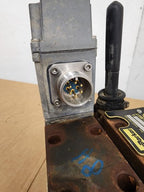 PARKER Hydraulic Proportional ISO Valve D1VL001CN  12VDC + Override Unit J