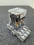 Tyco Potter & Brumfield KUMP-14D18-24 1/3HP 120VAC 15A 277VAC Relay + Base 24VDC