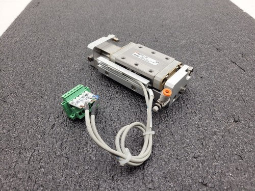 SMC MXP16-30 100PSI Linear Slide Guide Cylinder w/ D-M9N Sensors, Stops