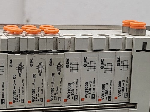 SMC Solenoid 9 Valve Manifold VQ1130-5 C0 / VVQ1000-10A-3 Pneumatic Assembly