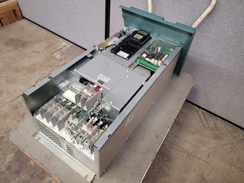 Reliance Electric 6SB401-180CNANA 150HP 3PH VFD 2009 Manufactured