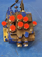 Lot of 2x Parker VLP244-30A Pulsar Stackable Valve w/ Manual Control (one lever)