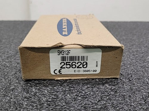 Banner SM312F Photoelectric Sensor Fiber Optic Amplifier Infrared Mini-Beam New