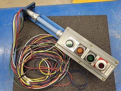 Allen Bradley Industrial Control  4 Button Pushbutton Panel Console E-Stop