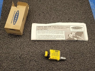 Banner MINI-BEAM SM312CV / SM312CV2 Convergent Mode Photoelectric Sensor