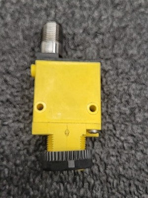 Banner Engineering SM312DQD SM312FQD SM312CV2 Photoelectric Sensors Lot