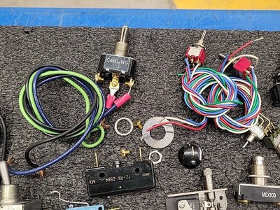 Industrial Electrical Switch Lot Toggle Rocker Micro 15A 125VAC Carling Cherry