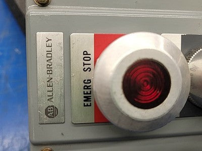 Allen Bradley Industrial Control  4 Button Pushbutton Panel Console E-Stop