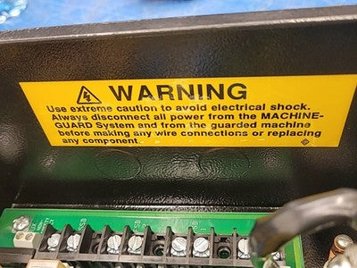 Banner MGCA-4A Machine Guard Control Box 115V Safety Light Curtain Controller