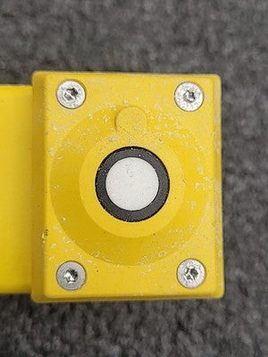 Banner Q45ULIU64ACR Ultrasonic Proximity Sensor 15-24V DC Analog Output