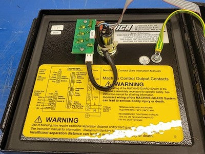 Banner MGCA-4A Machine Guard Control Box 115V Safety Light Curtain Controller