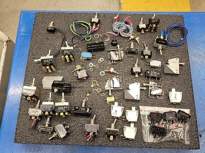 Industrial Electrical Switch Lot Toggle Rocker Micro 15A 125VAC Carling Cherry