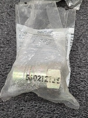 Eaton Aeroquip Hydraulic Quick Connect Coupling Fitting 5602810S 56021212S Lot