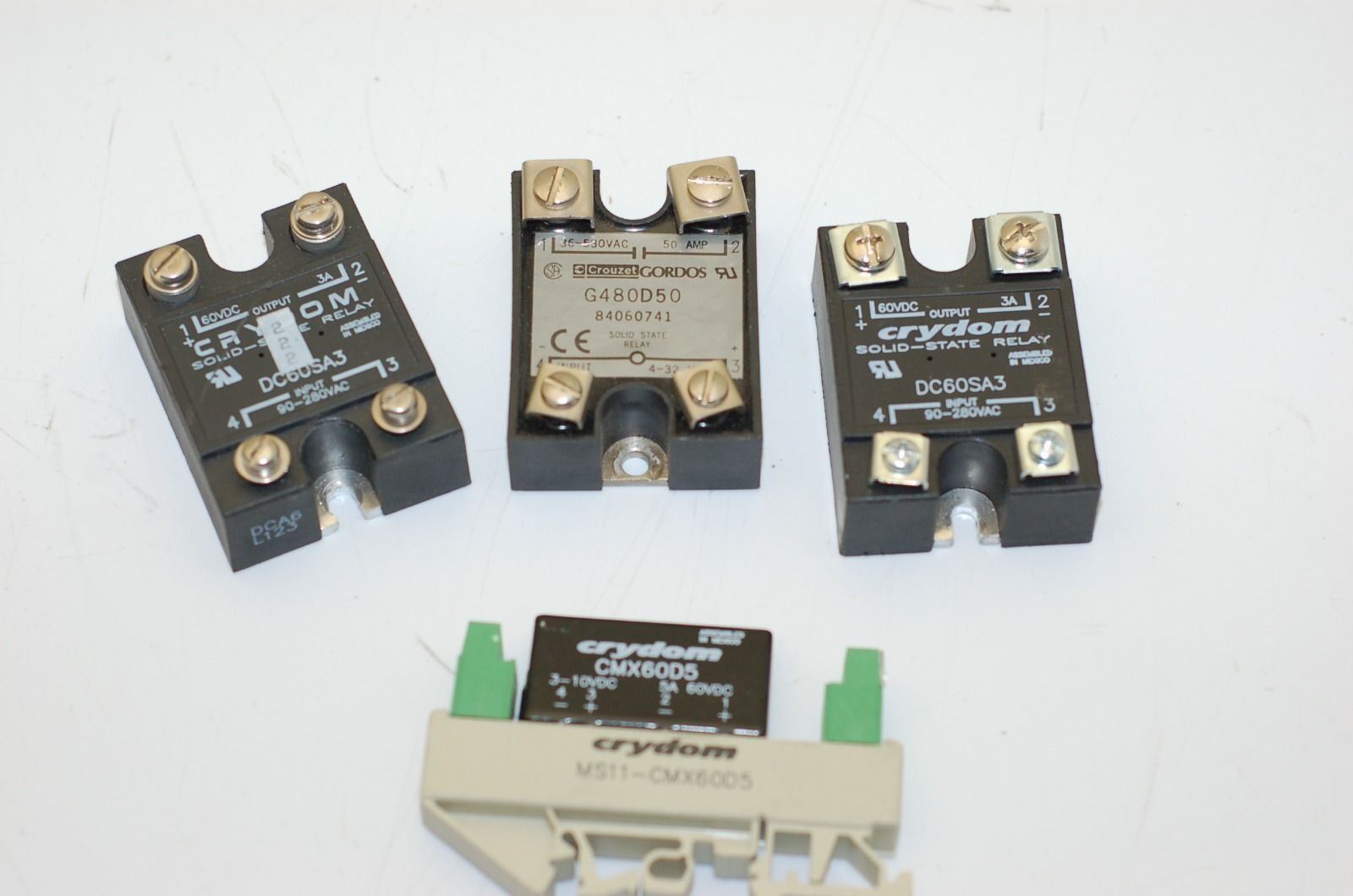 Crydom, Omron & similar Industrial Relays, DC60SA3, G7J-4A-B - Lot of 9