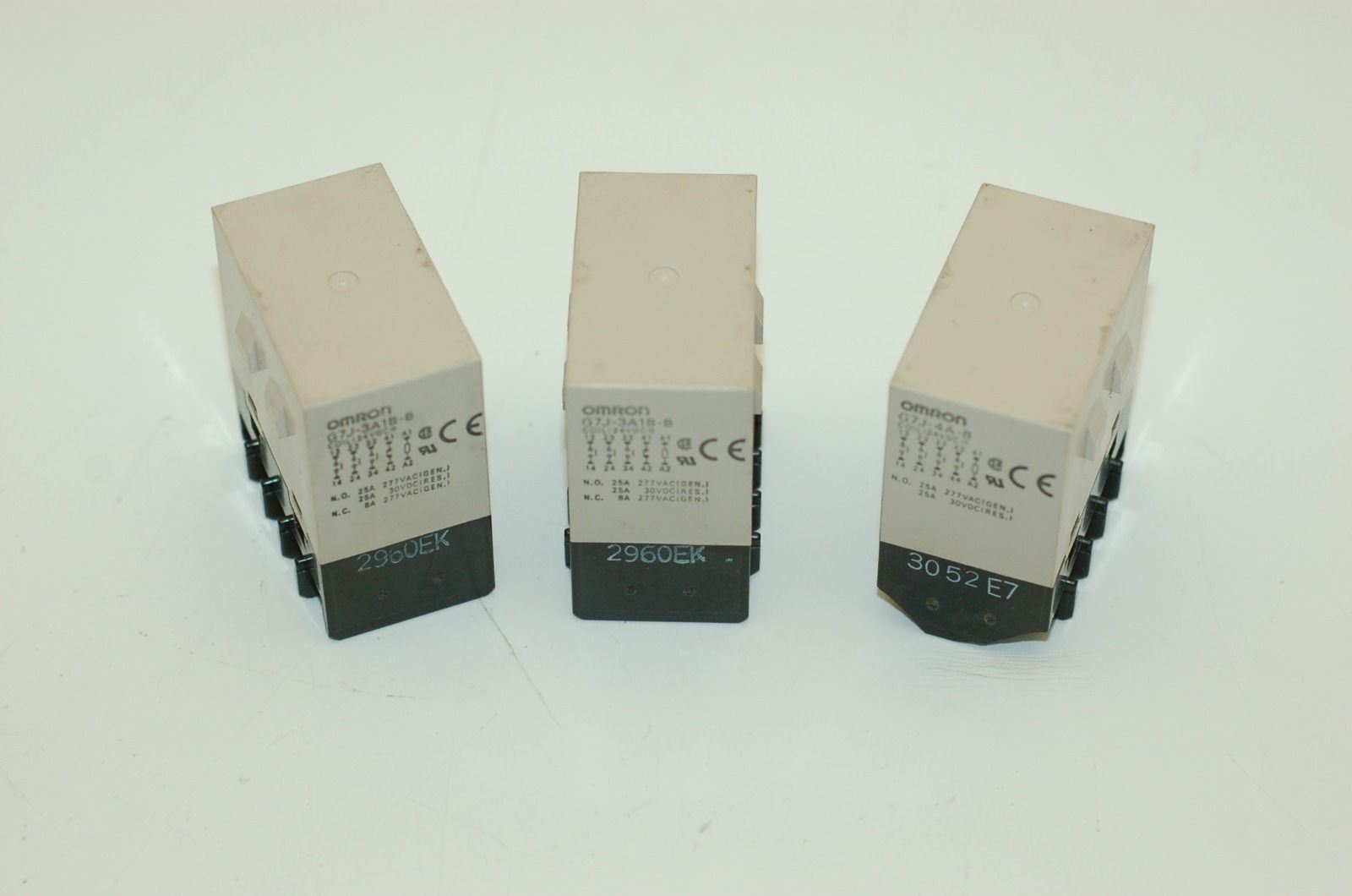 Crydom, Omron & similar Industrial Relays, DC60SA3, G7J-4A-B - Lot of 9