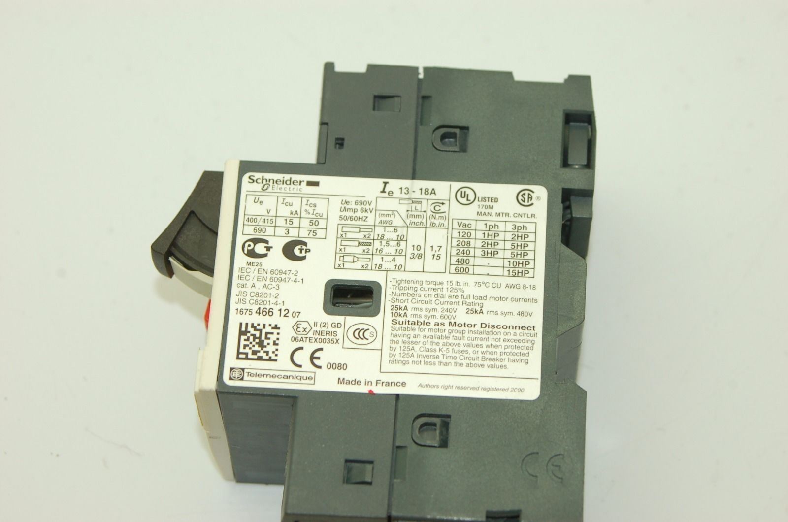 Schneider Electric GV2ME20 Manual Motor Starter, 690V, 18A, 1PH/3PH, 50/60Hz