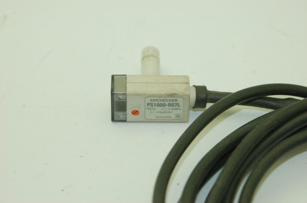 SMC PS1000-R07L 65PSI Pressure Switch 12-24VDC In 40MA Out 1/4" Port Lot of 2